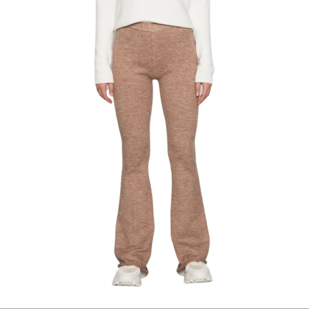 Pants - Picture 2 of 6
